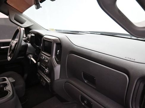 Used 2019 Chevrolet Silverado 1500 Custom w/ Custom Value Package image 38