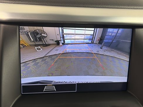 Certified 2023 GMC Acadia SLE image 22