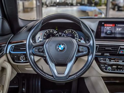 Used 2017 BMW 540i RWD image 28