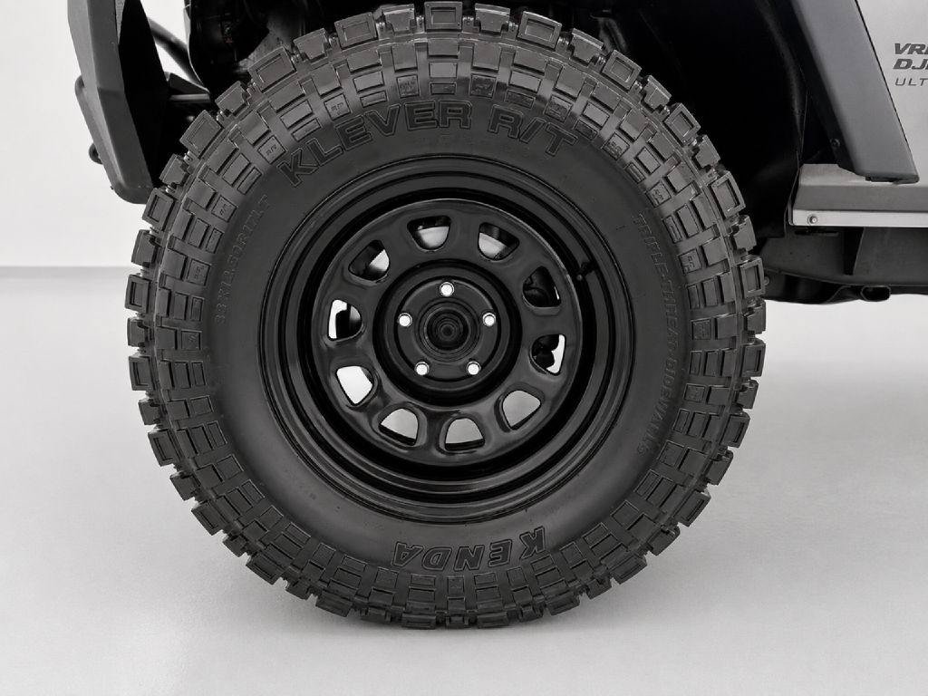 Used 2018 Jeep Wrangler Unlimited Sport AWD/4WD image 25