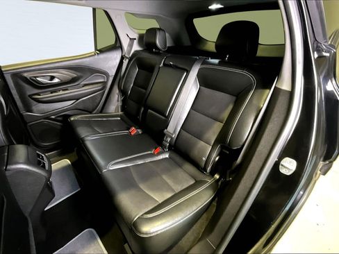 Used 2023 GMC Terrain SLT image 22