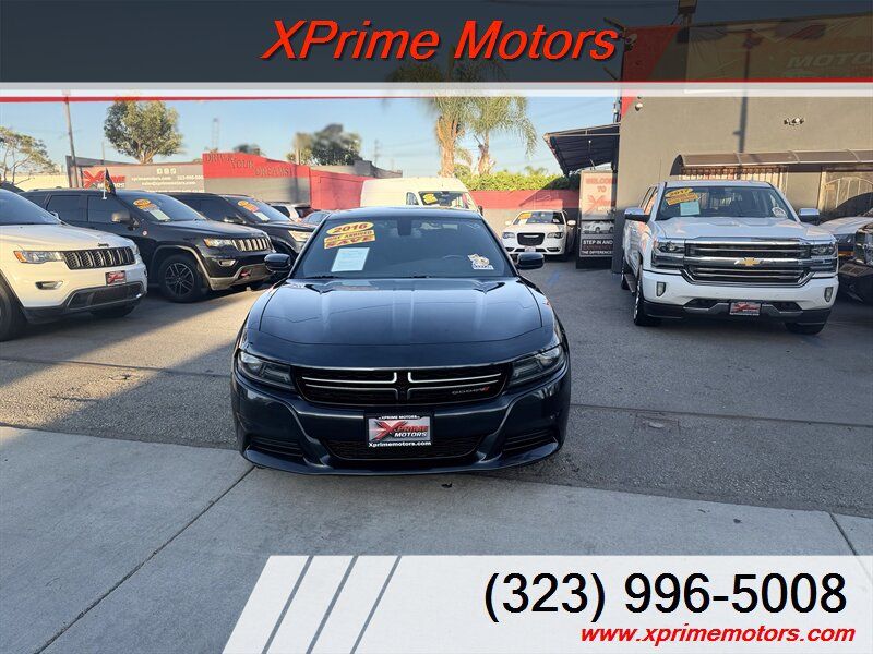 Used 2016 Dodge Charger SE w/ Popular Equipment Group RWD image 2