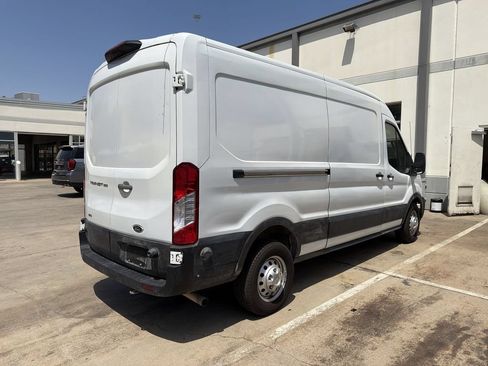 Used 2024 Ford Transit 250 148 Medium Roof Extended AWD image 2