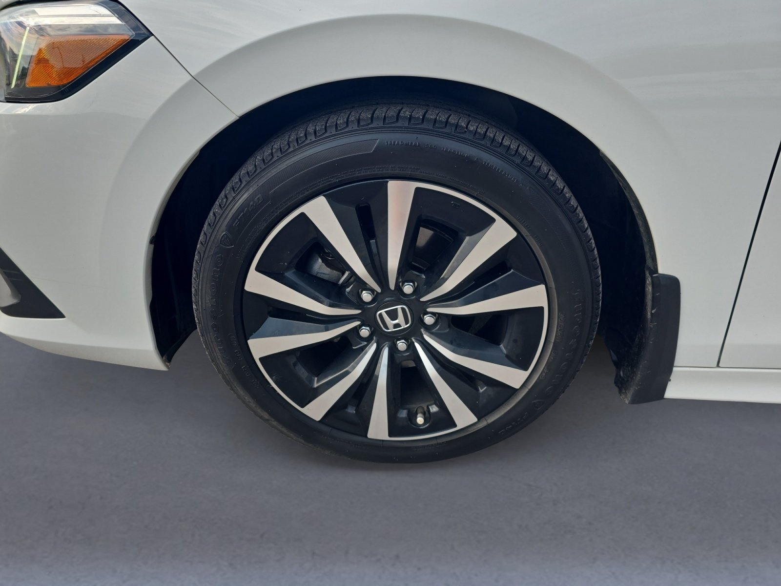 Used 2024 Honda Civic EX image 10