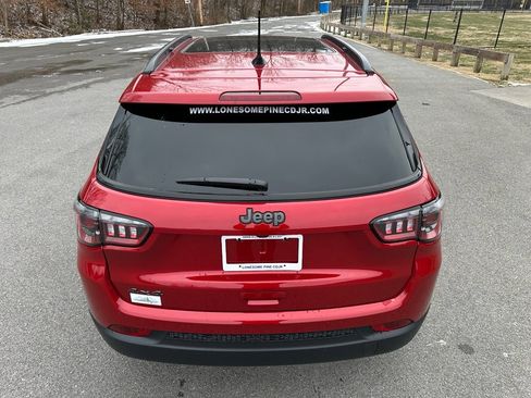 New 2026 Jeep Compass Latitude w/ Sun and Sound Group image 4