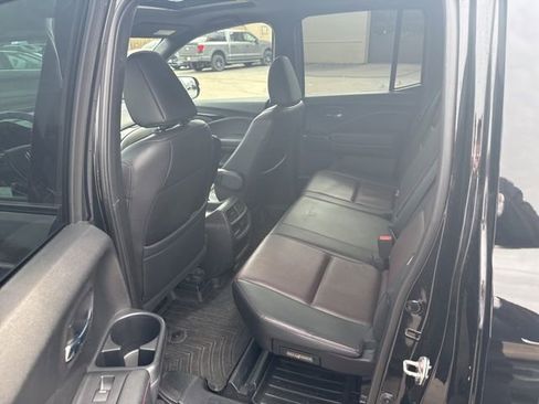 Used 2018 Honda Ridgeline Black Edition image 13