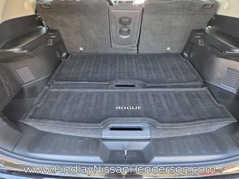 Used 2020 Nissan Rogue SV FWD image 14
