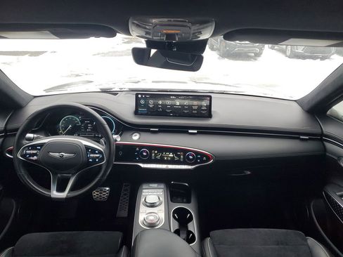 Used 2022 Genesis GV70 3.5T Sport w/ Sport Prestige Package image 27