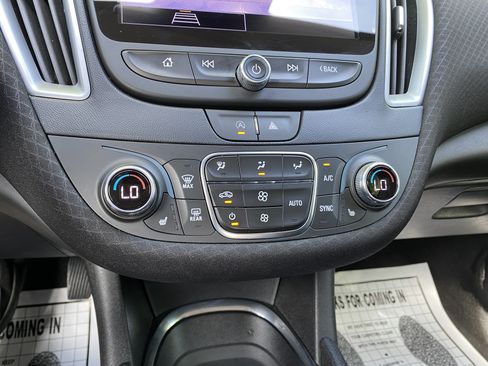 Used 2023 Chevrolet Malibu LT FWD image 27