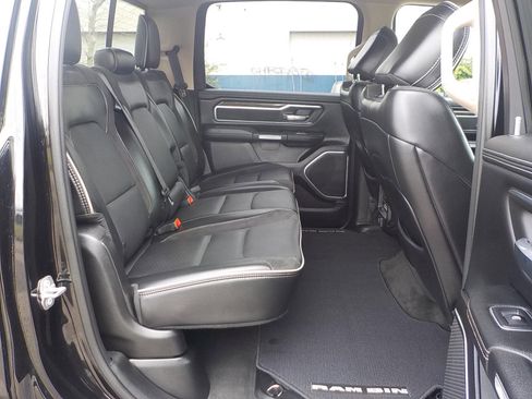 Used 2019 RAM 1500 Laramie image 12