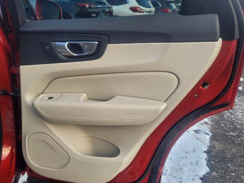 Used 2018 Volvo XC60 T5 Inscription image 30