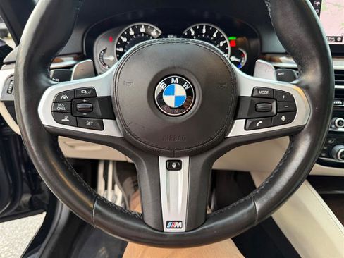 Used 2019 BMW 540i xDrive w/ M Sport Package image 37