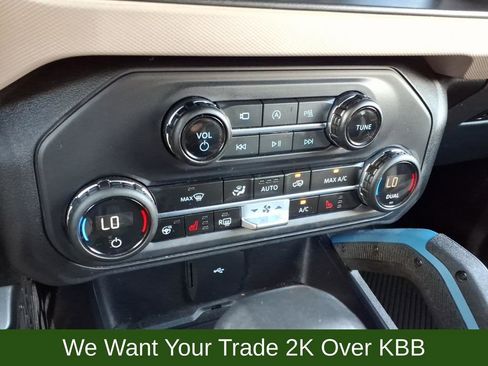 Used 2023 Ford Bronco Wildtrak AWD/4WD image 22