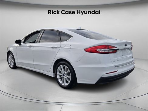 Used 2020 Ford Fusion SE image 7