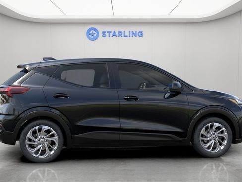 New 2027 Chevrolet Bolt LT FWD image 4