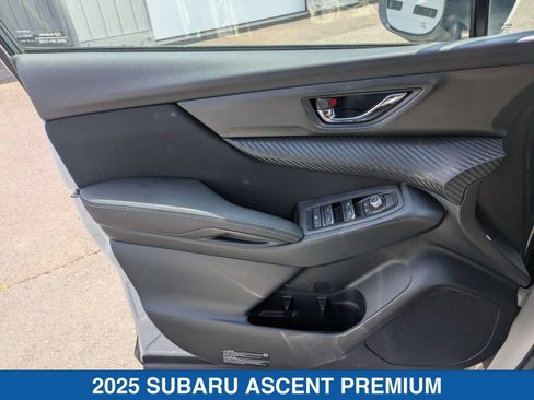 Used 2025 Subaru Ascent Premium AWD/4WD image 12