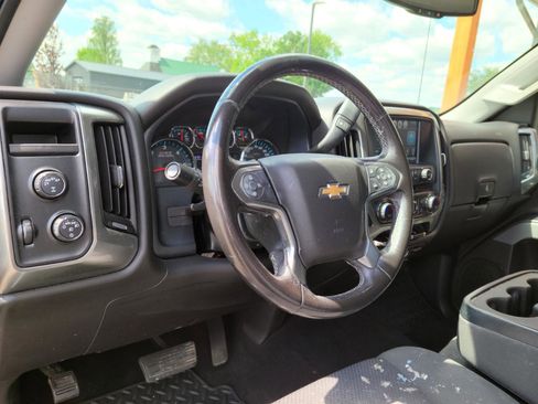 Used 2018 Chevrolet Silverado 1500 LT w/ All Star Edition AWD/4WD image 8