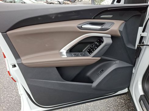 New 2025 Audi Q5 Premium Plus image 9