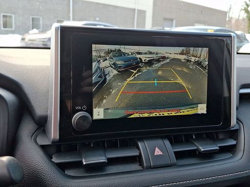 Used 2023 Toyota RAV4 XLE w/ Convenience Package image 19