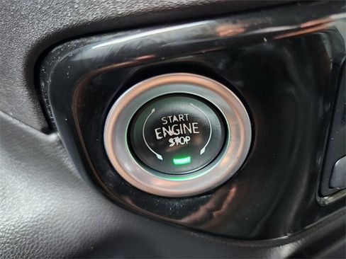 Used 2024 Chevrolet Silverado 1500 ZR2 w/ Technology Package AWD/4WD image 8