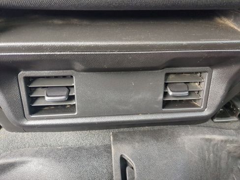 Used 2023 Chevrolet Silverado 2500 LT image 28