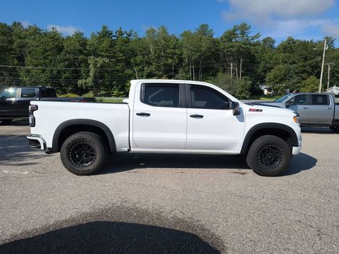 Used 2023 Chevrolet Silverado 1500 RST w/ Convenience Package II AWD/4WD image 6
