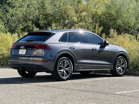 Used 2021 Audi Q8 Premium w/ Black Optic Package image 9