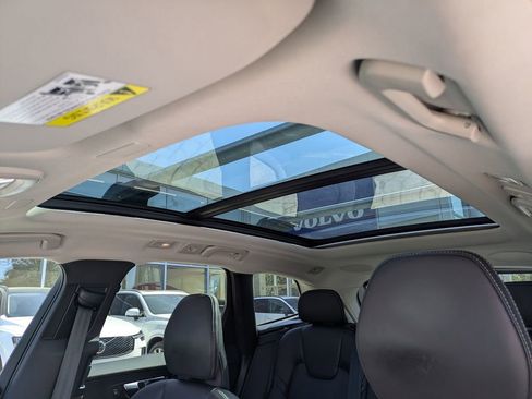 Used 2023 Volvo XC60 B5 Ultimate w/ Climate Package AWD/4WD image 25