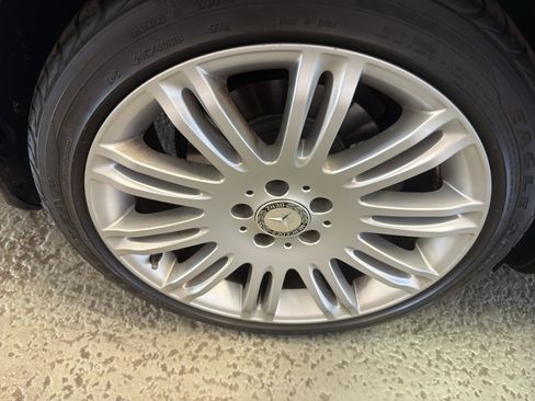 Used 2008 Mercedes-Benz E 350 4MATIC Sedan image 32
