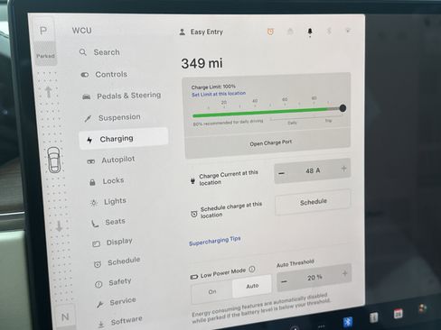 Used 2025 Tesla Model S image 3