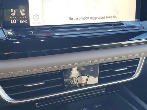 New 2026 Volkswagen Atlas Cross Sport SEL R-Line image 25