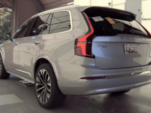 Used 2026 Volvo XC90 B6 Plus AWD/4WD image 3