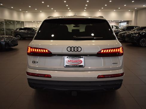 Used 2023 Audi Q7 2.0T Premium Plus w/ Premium Plus Package AWD/4WD image 6