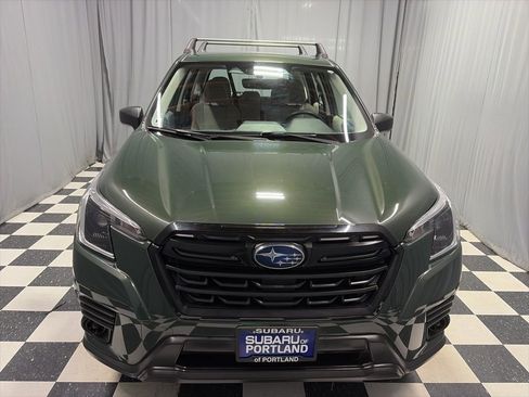 Used 2023 Subaru Forester image 2