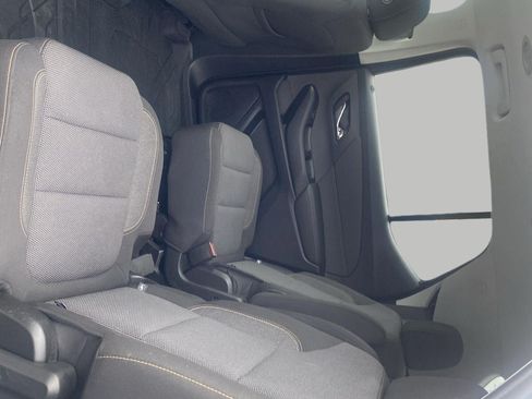 Used 2020 Chevrolet Traverse LT w/ LPO, Floor Liner Package AWD/4WD image 4
