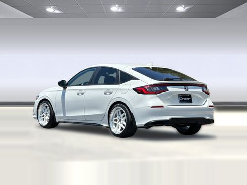 Used 2022 Honda Civic Sport image 3