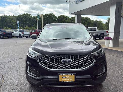 Certified 2023 Ford Edge SEL w/ Convenience Package AWD/4WD image 2