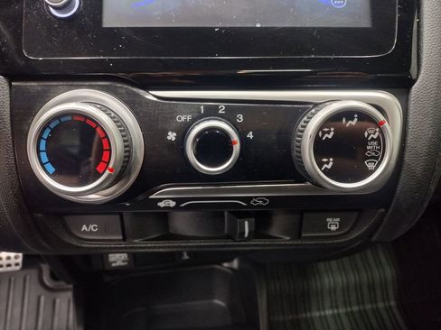 Used 2019 Honda Fit EX image 18