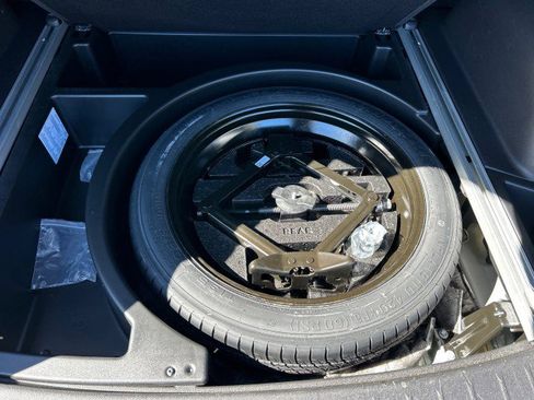 Used 2019 Chevrolet Blazer Premier w/ Sun and Wheels Package image 39