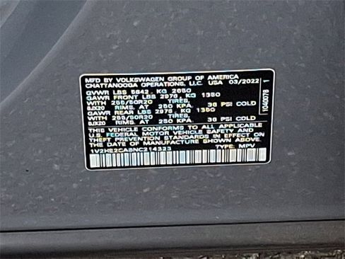 Used 2022 Volkswagen Atlas Cross Sport SE image 28