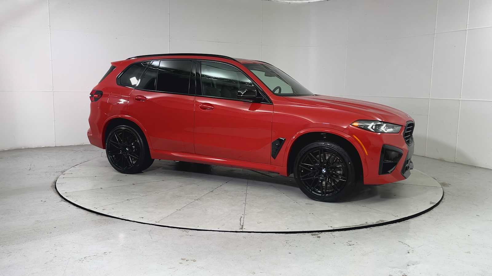 New 2026 BMW X5 M Competition w/ Executive Package AWD/4WD image 8