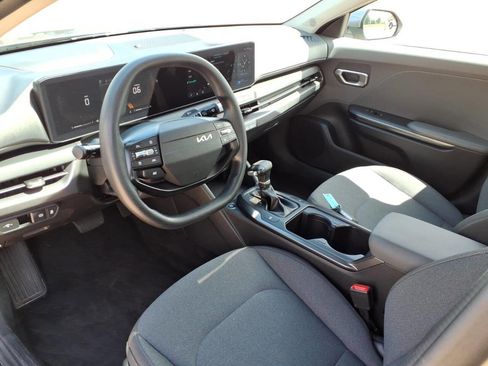 Used 2025 Kia K4 FWD image 17
