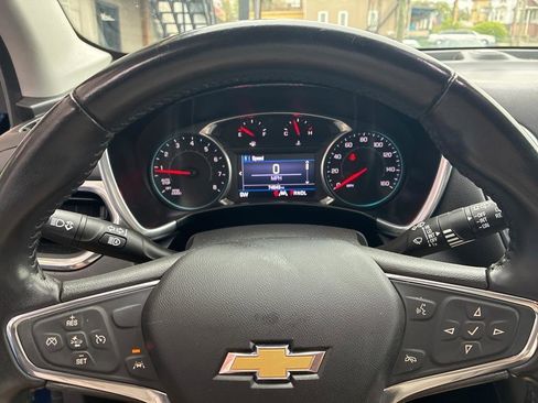 Used 2020 Chevrolet Equinox LT FWD image 20