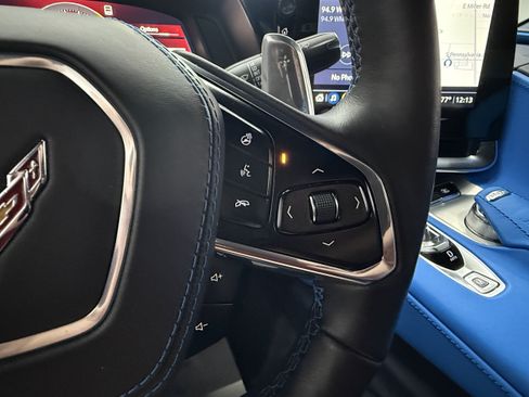 Used 2023 Chevrolet Corvette Stingray Premium Cpe w/ 3LT RWD image 17