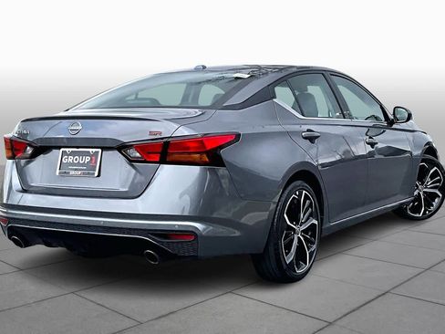 Used 2025 Nissan Altima 2.5 SR image 13