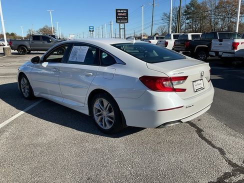 Used 2018 Honda Accord LX image 19