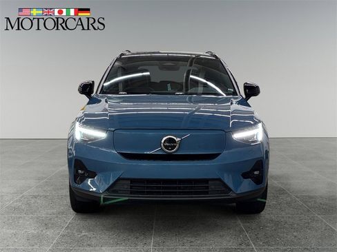 Certified 2023 Volvo XC40 Recharge Ultimate w/ Protection Package Premier image 8