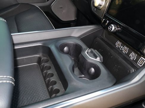 Used 2025 RAM 1500 Laramie w/ Night Edition image 10