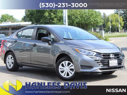 Used 2025 Nissan Versa S w/ Trunk Package FWD image 1