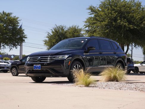 Certified 2023 Volkswagen Tiguan S FWD image 7